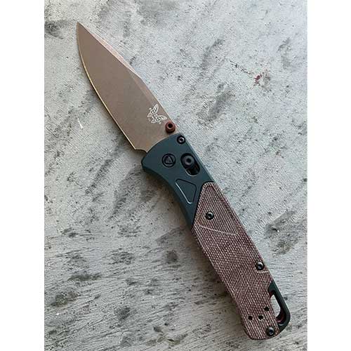Benchmade Bugout Taiga Green Micarta / Aluminum S90V 535FE-2602